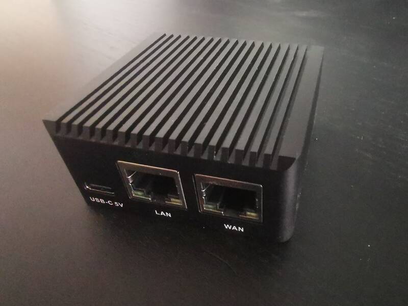 nanopi_r2s.jpg nanopi_r2s.jpg